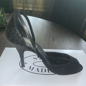 Steve Madden Black Glitter/Velvet Heels